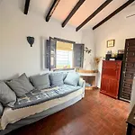Charming With Pool And Sea View Casa de Férias *