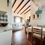 Charming With Pool And Sea View Casa de Férias *
