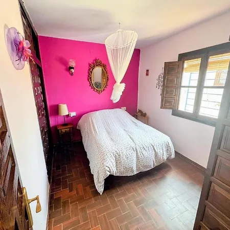 Tatil Evi Charming With Pool And Sea View Velez Malaga